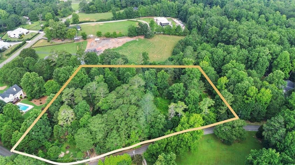 215 Woodland Brook Dr., Canton, GA 30115