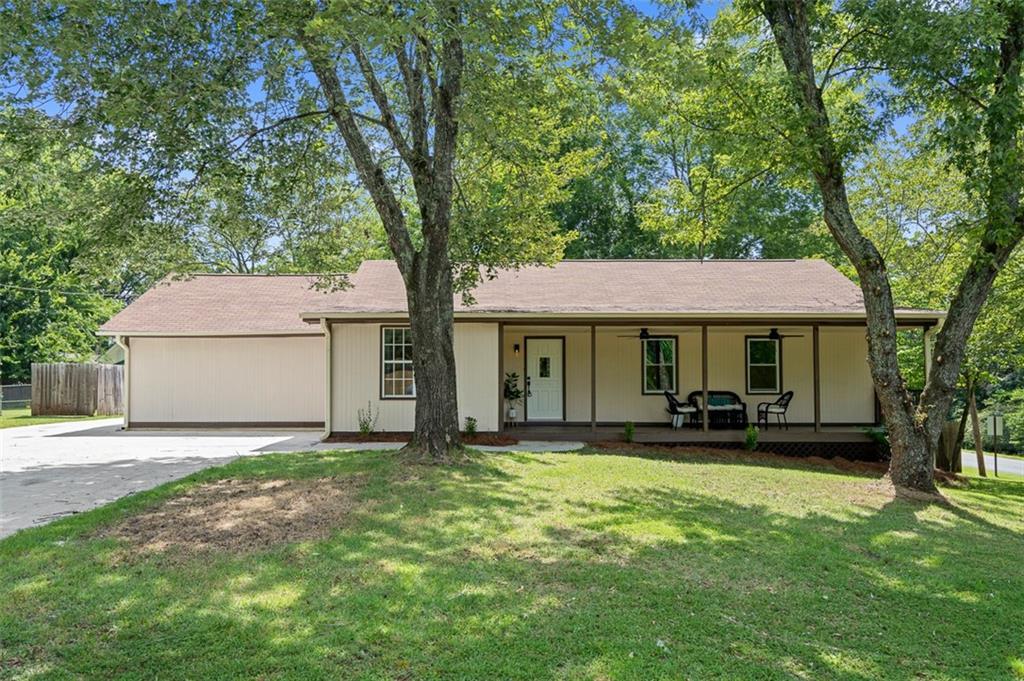 4128 Worth St., Acworth, GA 30101
