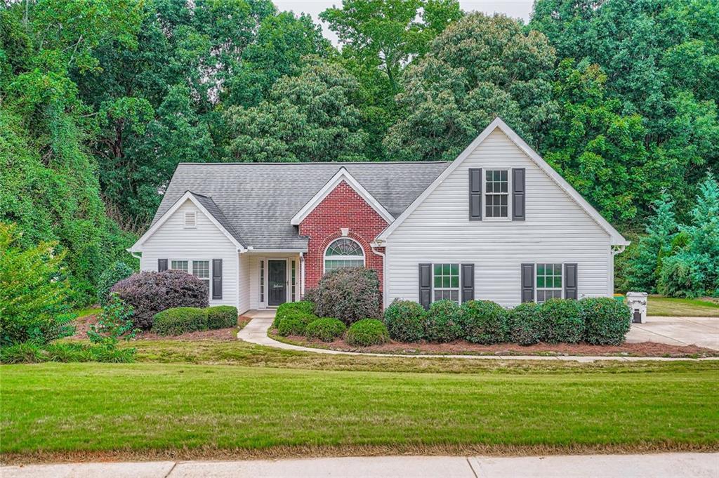 4642 Devencrest Ln., Buford, GA 30519