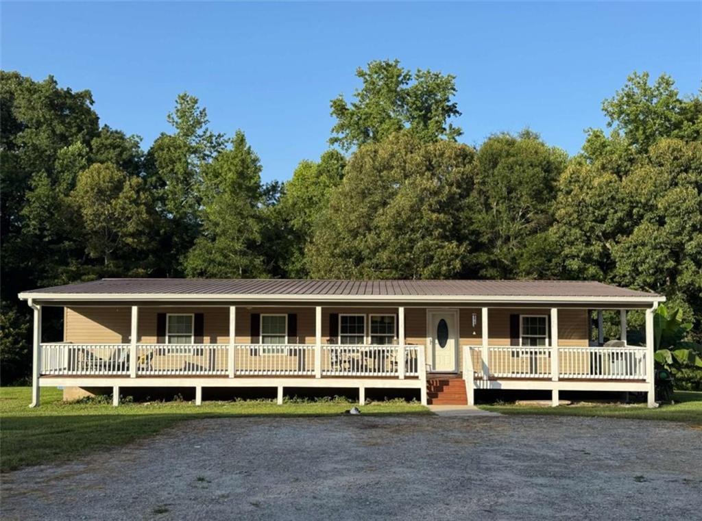 1124 Agan Rd., Bremen, GA 30110