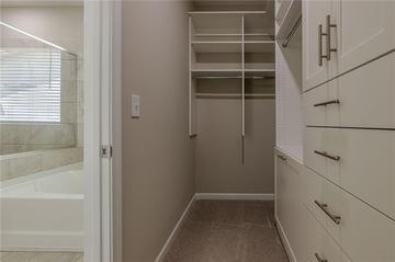3430 Vicar Ln., Scottdale, GA 30079