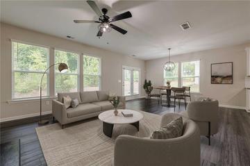 3430 Vicar Ln., Scottdale, GA 30079