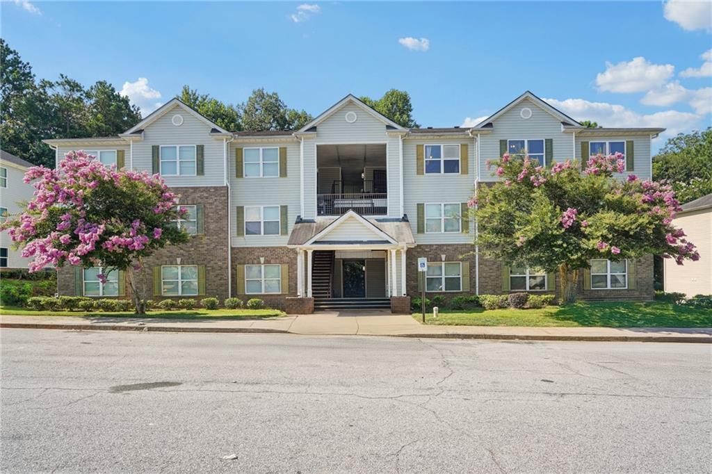 8302 Waldrop Pl., Decatur, GA 30034