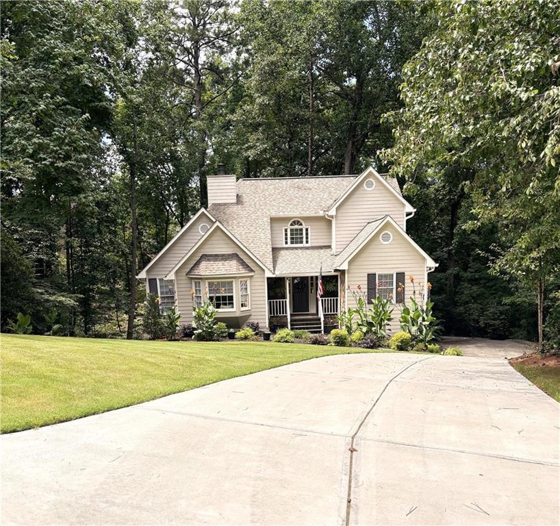 910 Georgetown Ct., Woodstock, GA 30189
