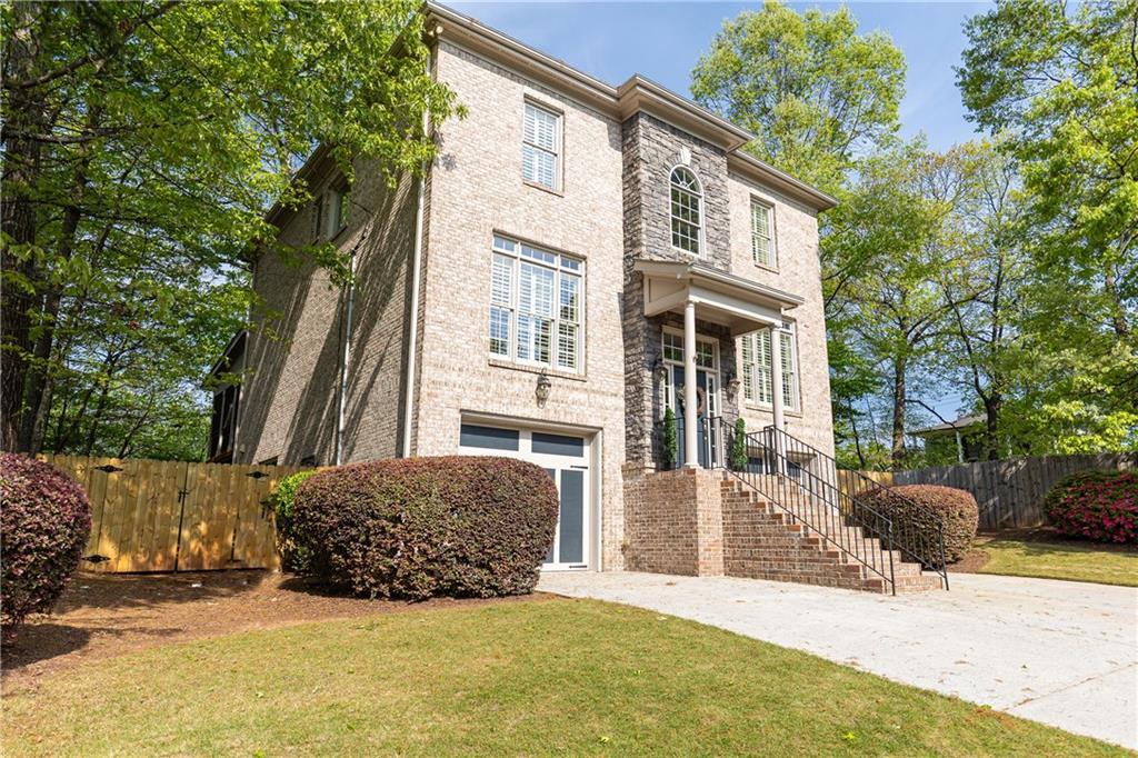3110 Dickson St., Brookhaven, GA 30319