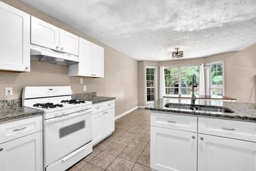 670 Chantress Ct., Milton, GA 30004