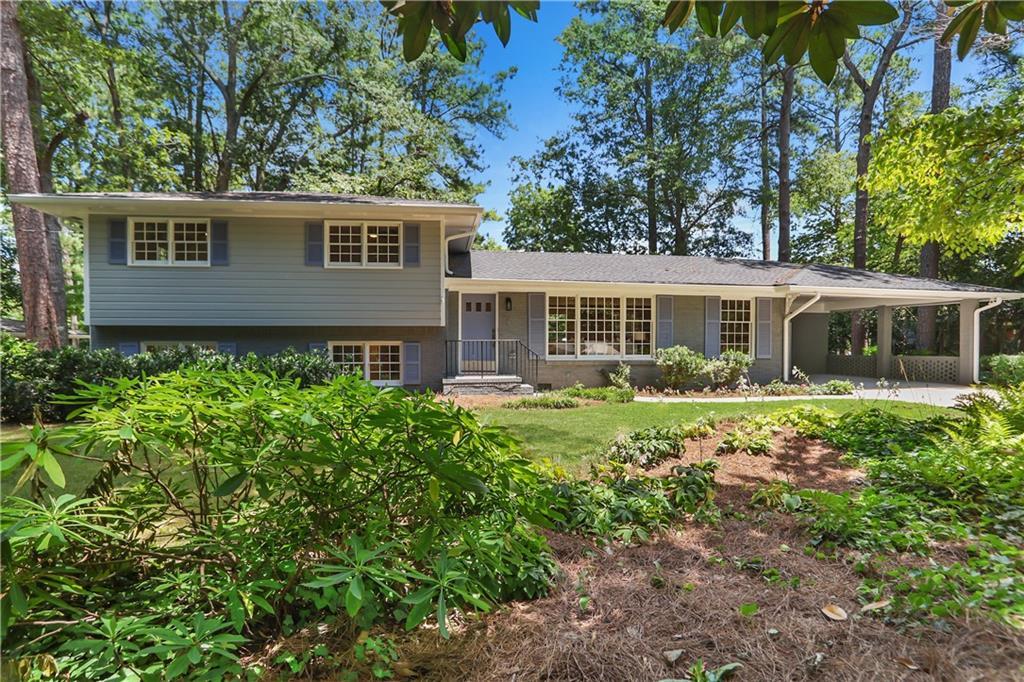2906 Cartwright Dr., Decatur, GA 30033
