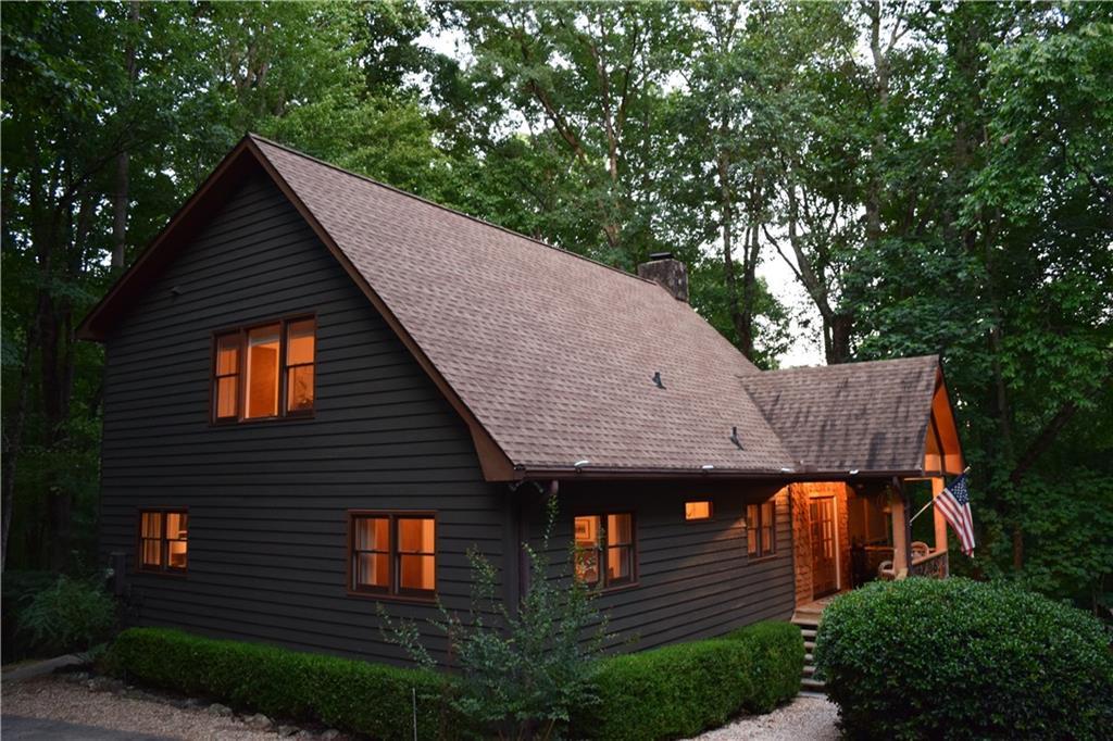 315 N Lake Dr., Sautee Nacoochee, GA 30571