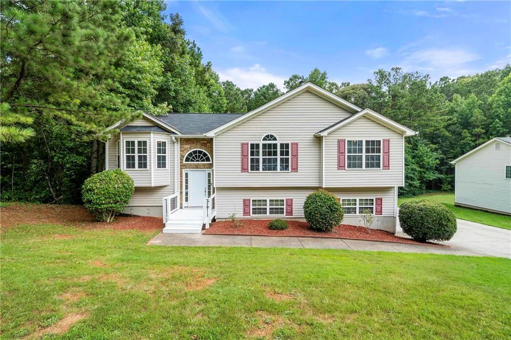1575 Cedar Hill Rd., Douglasville, GA 30134