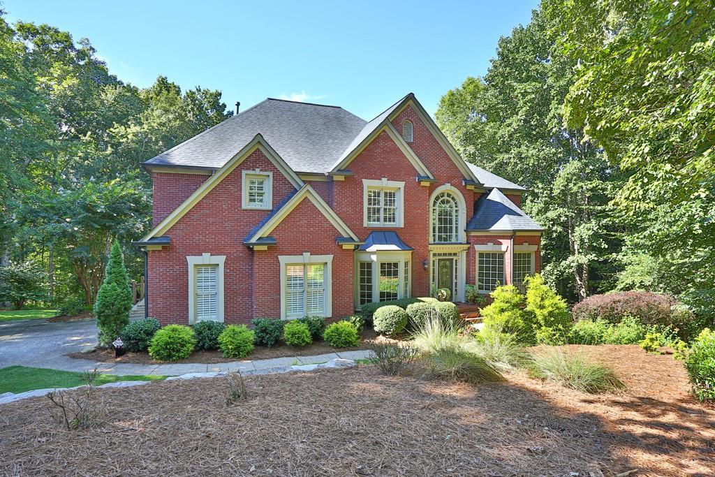 3620 Woodbury Creek Dr., Cumming, GA 30041