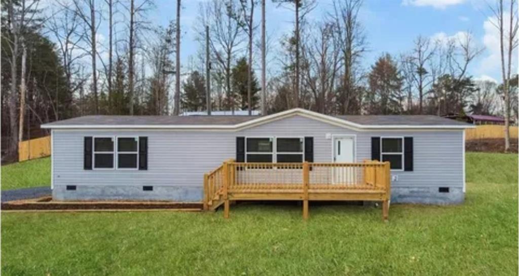 348 Ruby Ridge Dr., Talking Rock, GA 30175