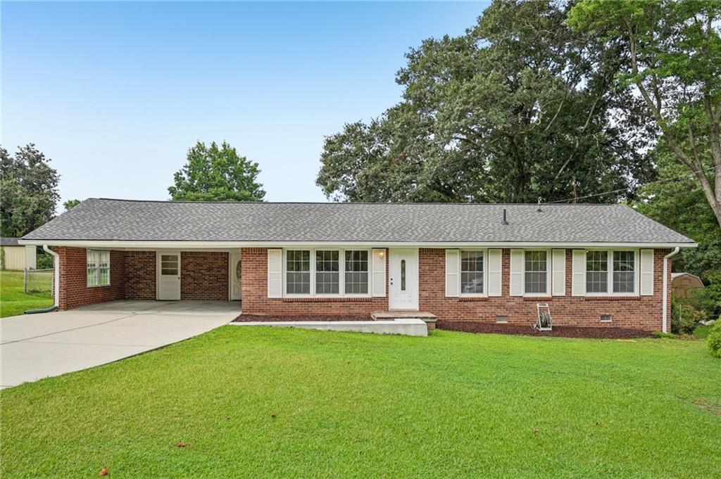 4810 White Lake Dr., Acworth, GA 30101