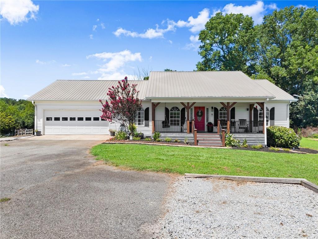 1033 Ransom Free Rd., Clermont, GA 30527