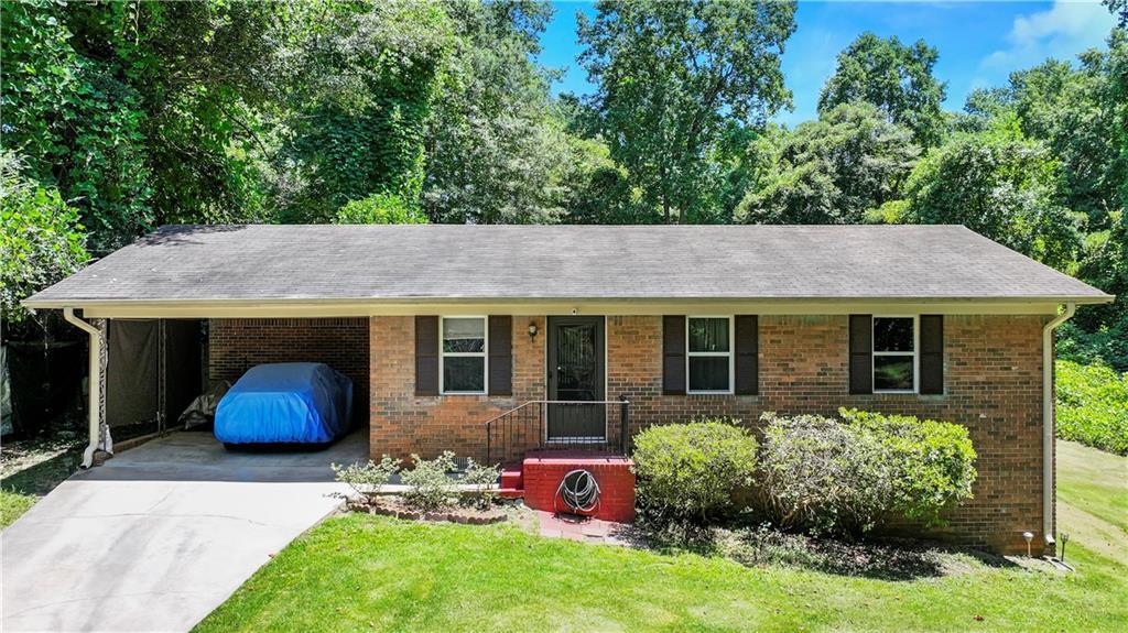 4058 Twin Springs Rd., Gainesville, GA 30507