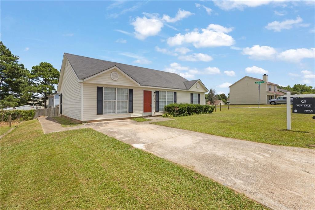 9430 Sleepy Hollow Ln., Jonesboro, GA 30238