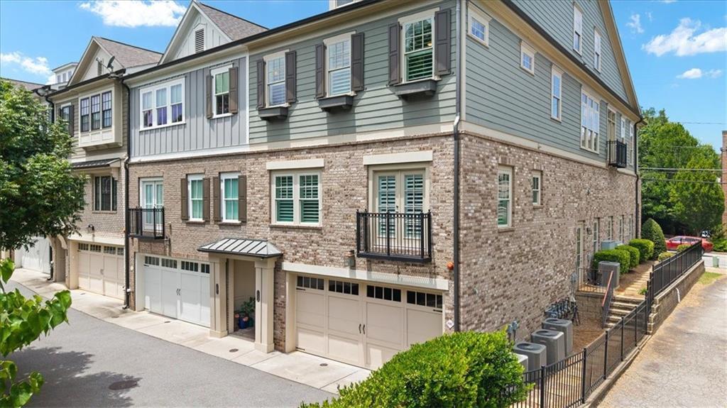 153 Norcross St., Roswell, GA 30075
