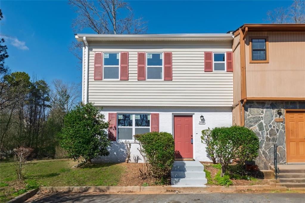 2102 Lenoa Ln., Austell, GA 30106