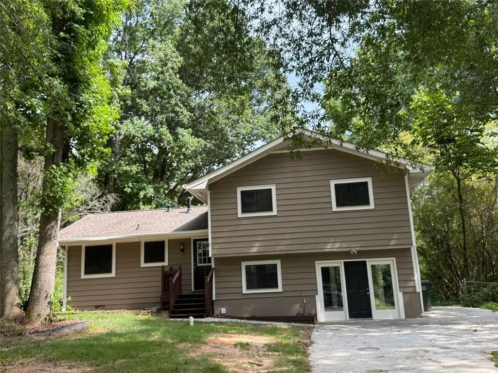 3486 Centerville Ln., Snellville, GA 30039