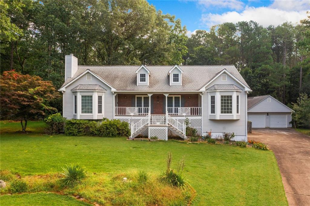 649 Driftwood Dr., Woodstock, GA 30189