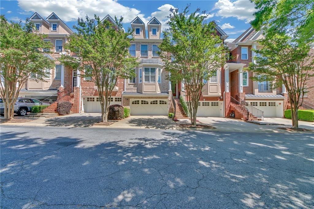 1037 Emory Parc Pl., Decatur, GA 30033