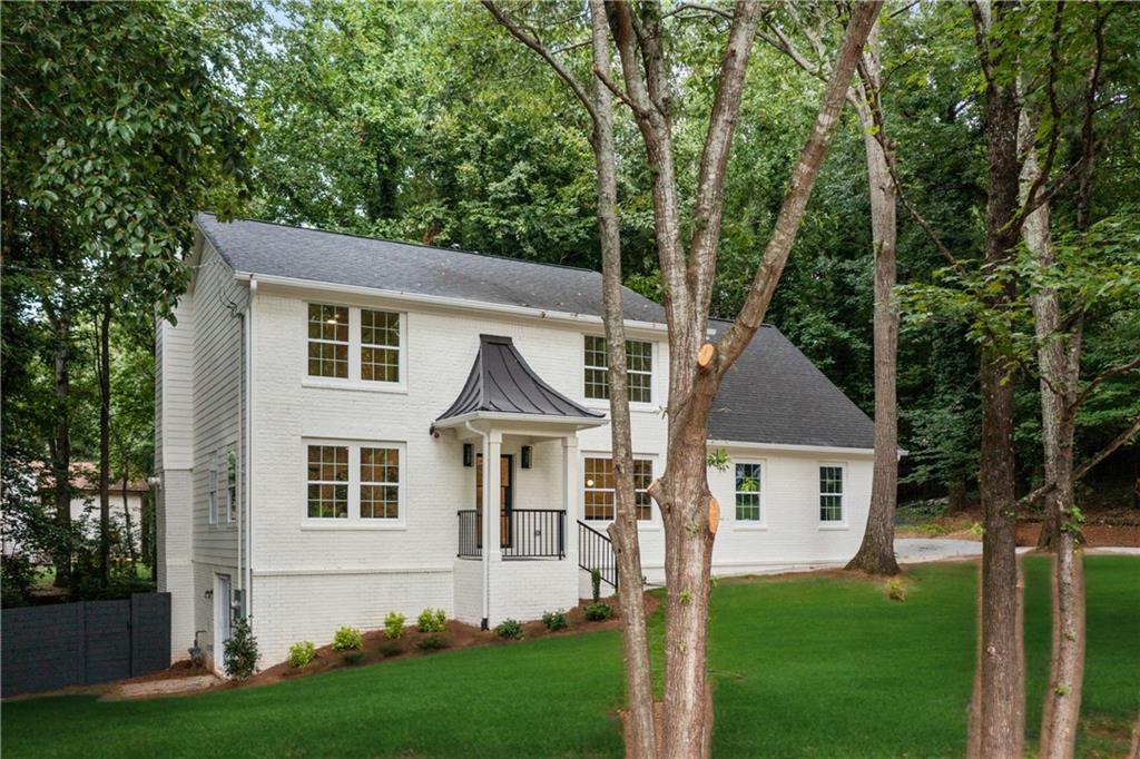 5259 Sanlee Ln., Atlanta, GA 30360