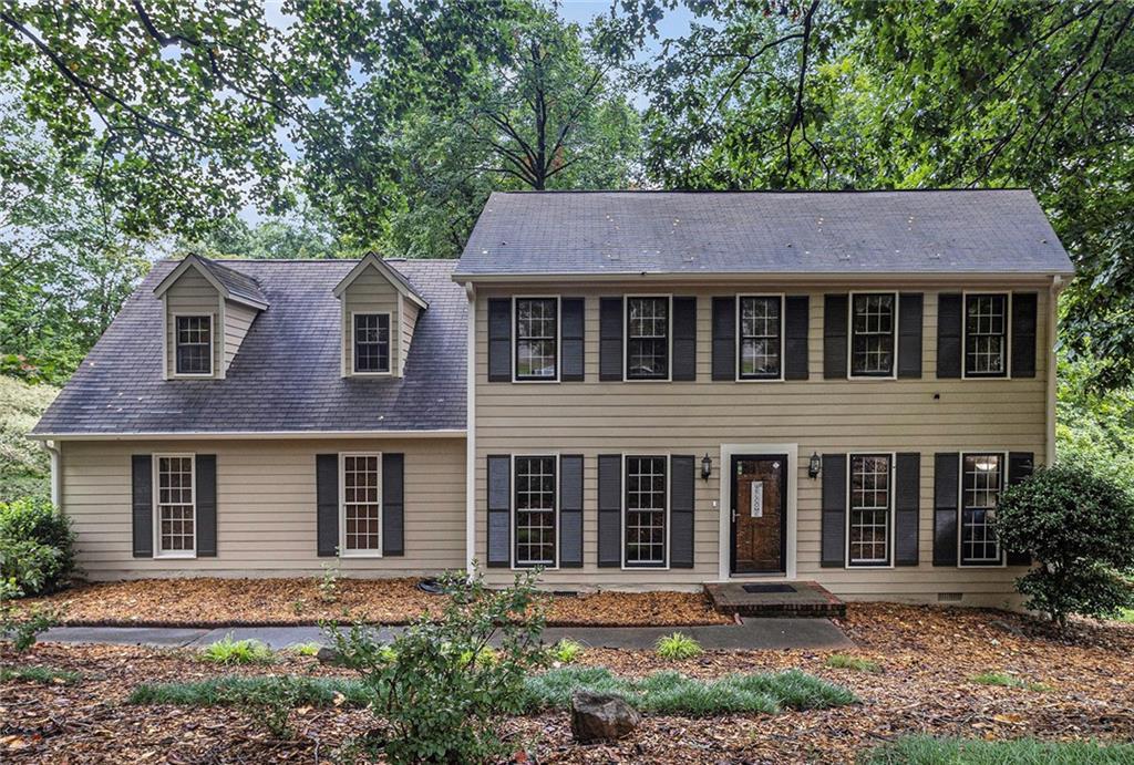975 Branford Ln., Lilburn, GA 30047