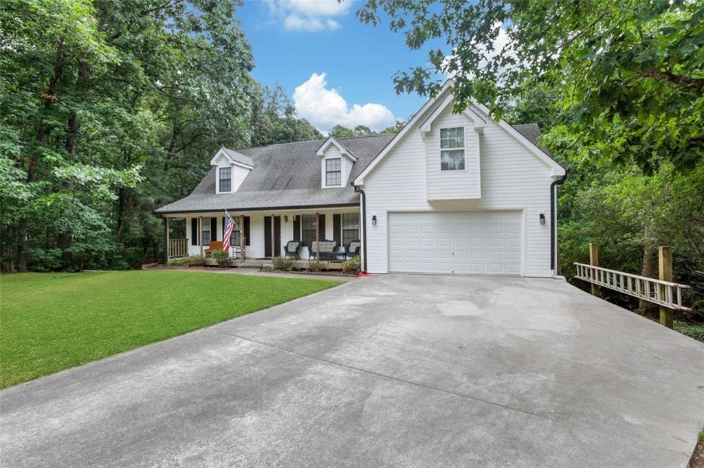 4378 Ridge Ct., Loganville, GA 30052