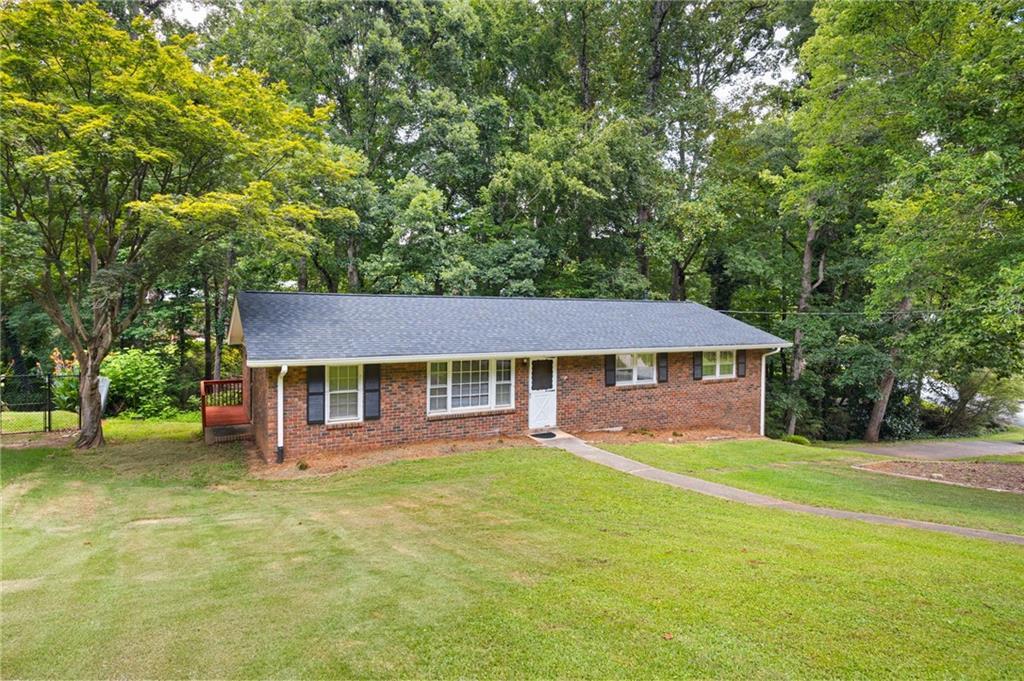 4108 Honeysuckle Dr., Smyrna, GA 30082