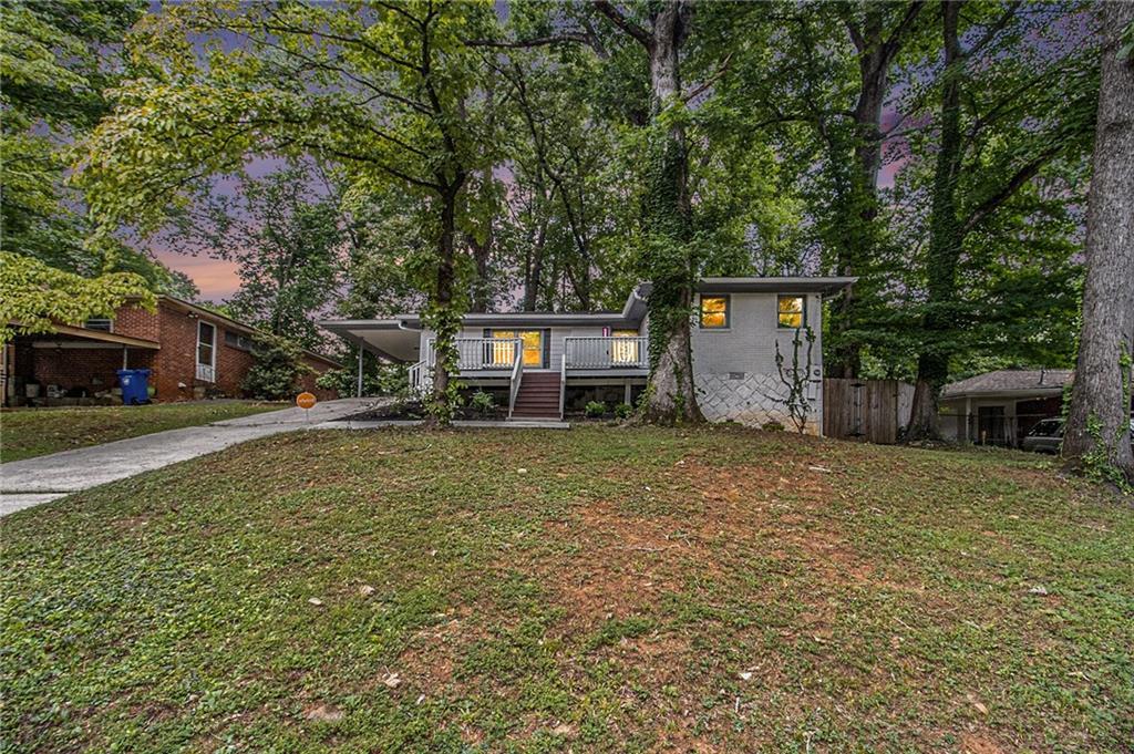 1428 David Cir., Decatur, GA 30032