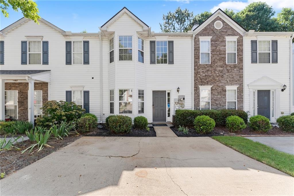 4820 Timber Hills Dr., Oakwood, GA 30566
