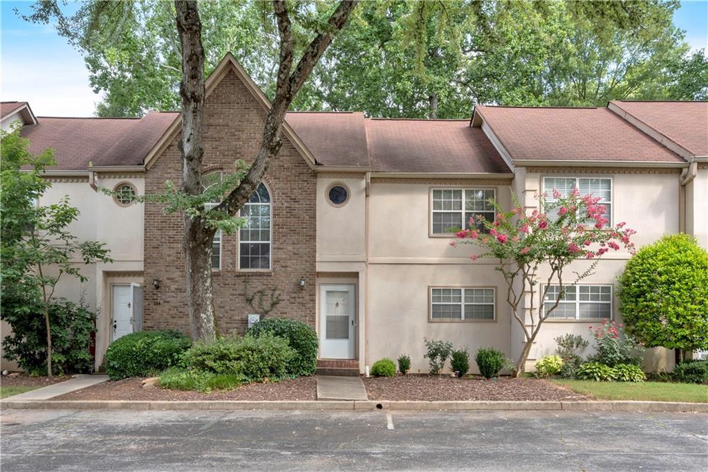 303 Bridge Ln., Smyrna, GA 30082