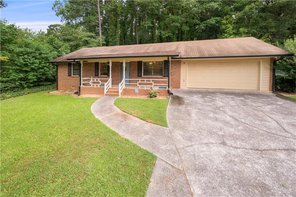 1465 Rockbridge Rd., Stone Mountain, GA 30087