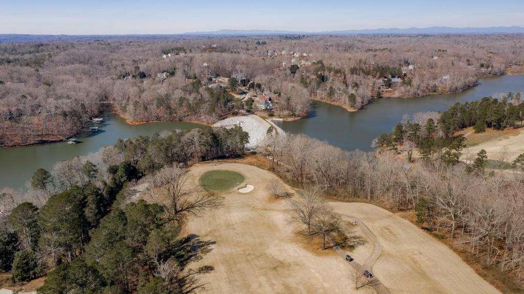 614 East Lake Dr., Gainesville, GA 30506