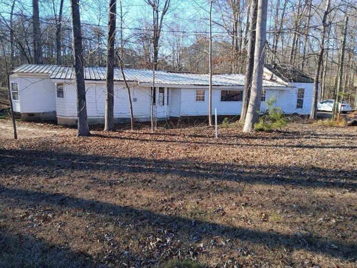 143 Raven Rd., Villa Rica, GA 30180