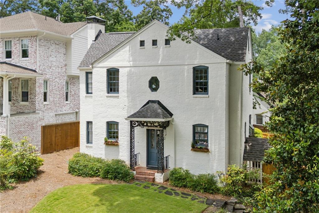262 Peachtree Way, Atlanta, GA 30305