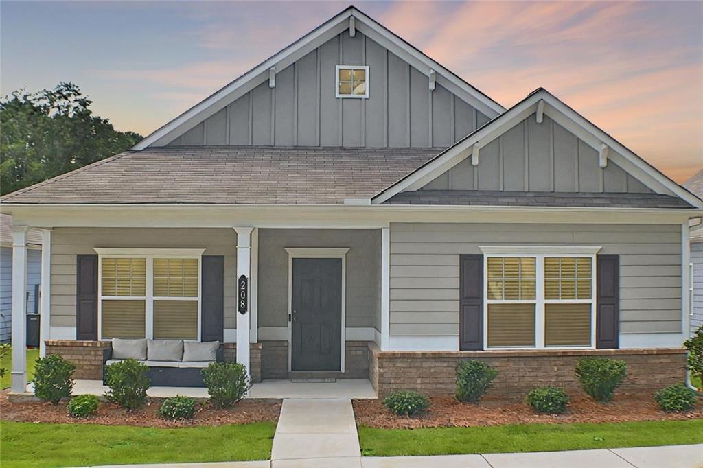 208 N Dogwood St., Villa Rica, GA 30180