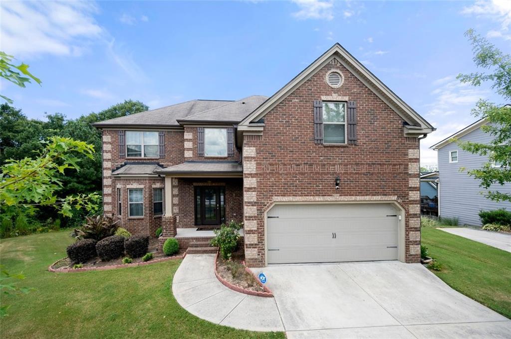 204 Misty Grove Dr., Loganville, GA 30052