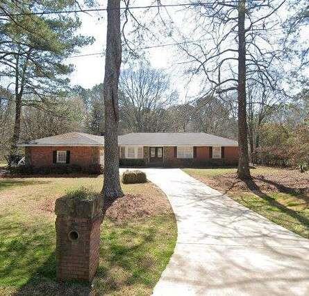 10219 N Dinah Cir., Covington, GA 30014