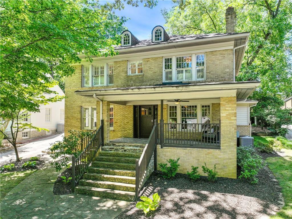 405 Brentwood Dr., Atlanta, GA 30305
