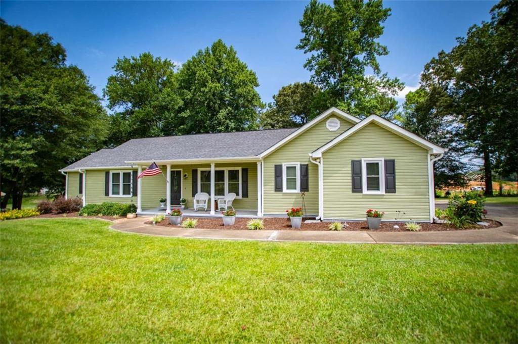 200 Gold Dust Tr., Carrollton, GA 30117