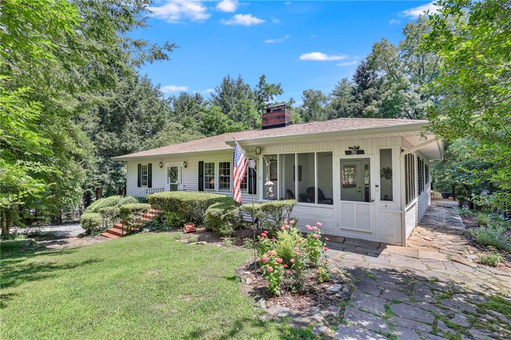 701 Wildwood Cir., Clarkesville, GA 30523