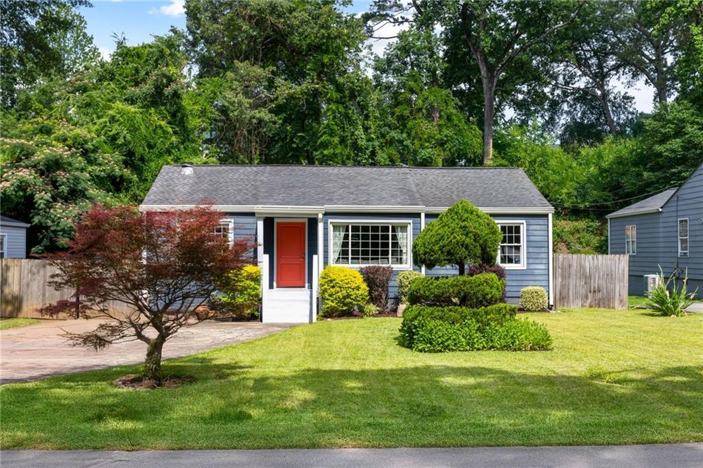 1090 Shepherds Ln., Atlanta, GA 30324