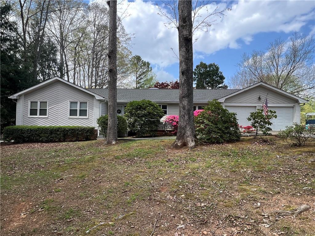 3663 Stonelake Ct., Lilburn, GA 30047