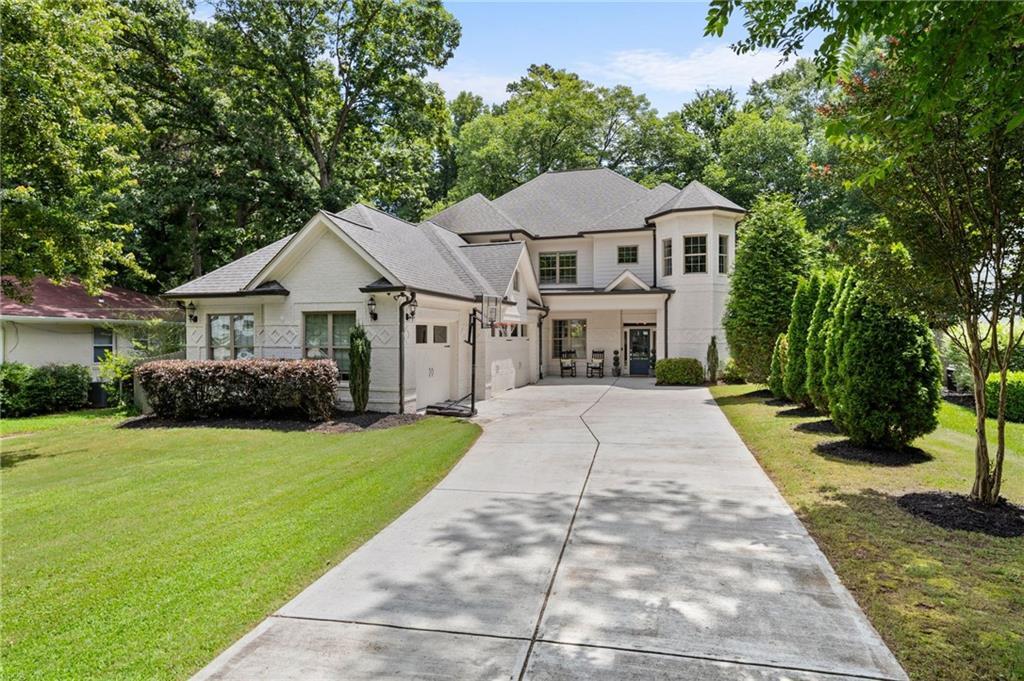2601 Stoland Dr., Brookhaven, GA 30319