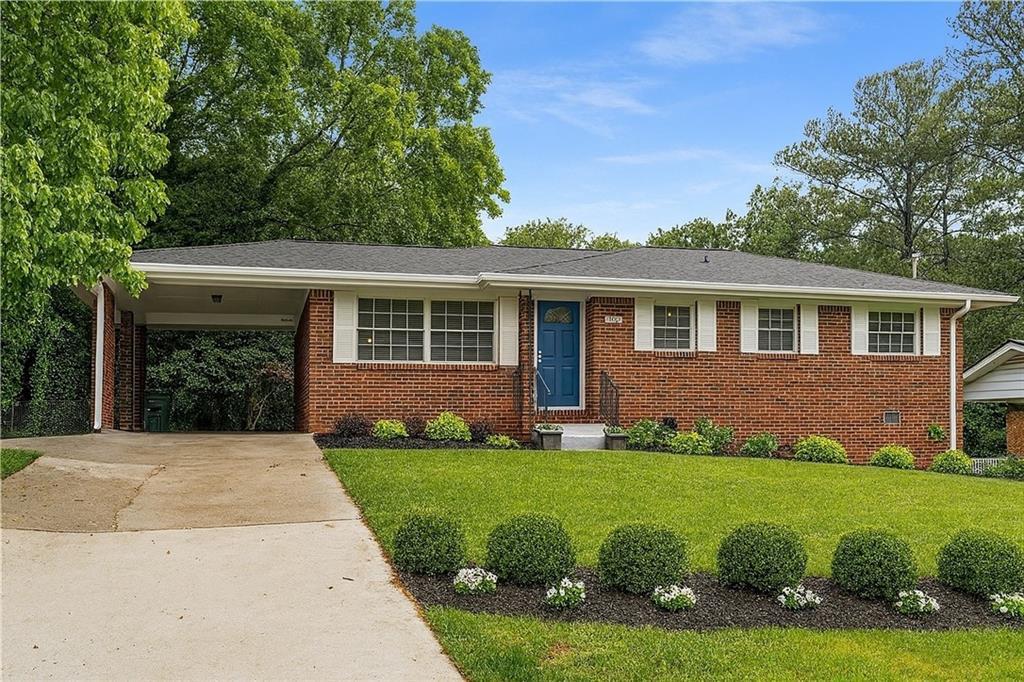 2521 Whites Mill Ln., Decatur, GA 30032