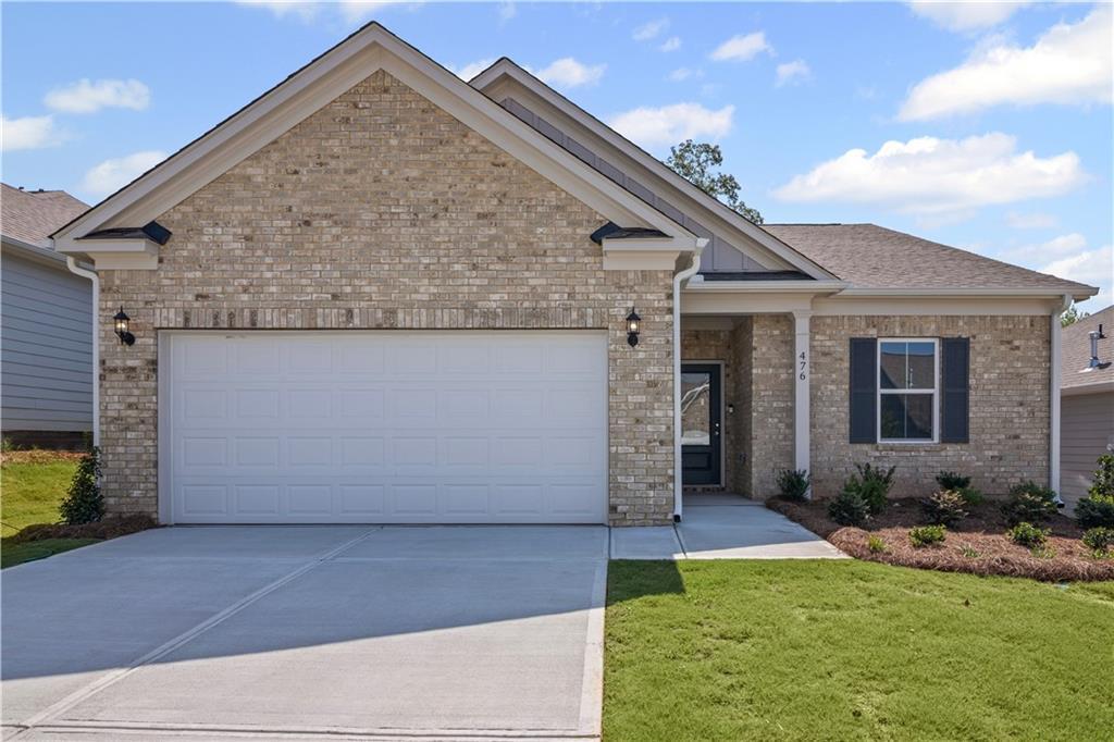 476 Village Ln., Fairburn, GA 30213