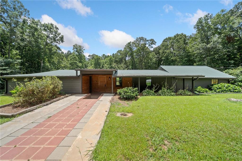 290 Mount Moriah Rd., Dallas, GA 30132