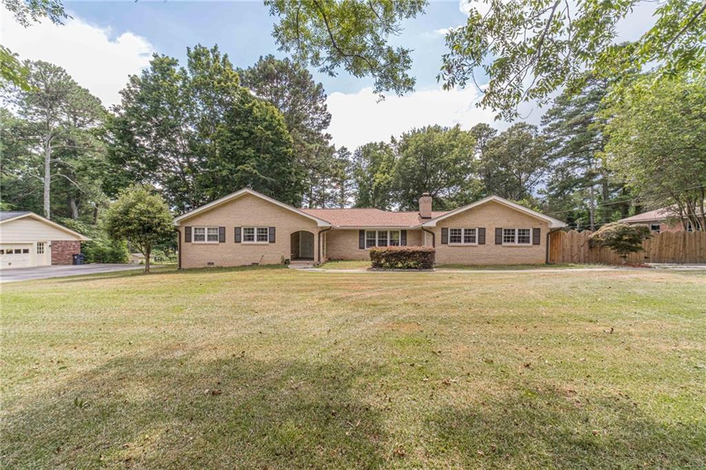 2153 Timber Ln., Snellville, GA 30078