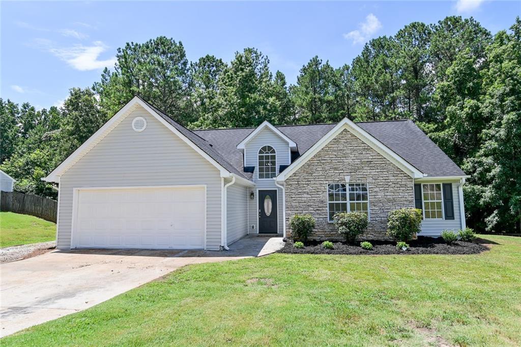 1438 Elliotts Ln., Auburn, GA 30011