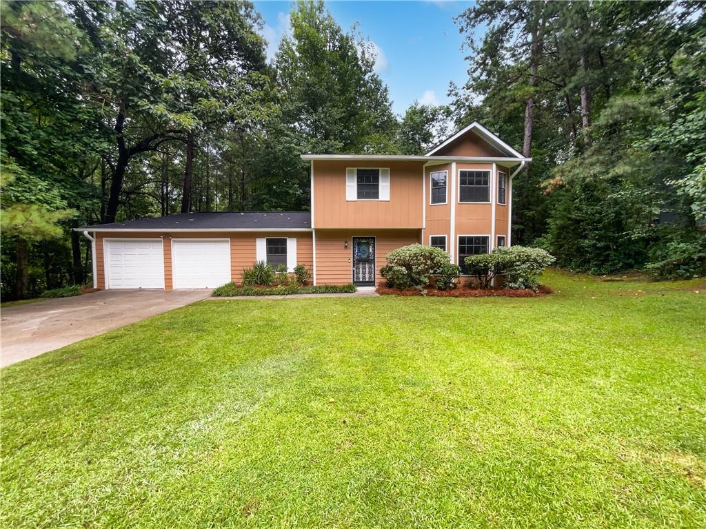 4934 Brookstone Pkwy., Ellenwood, GA 30294
